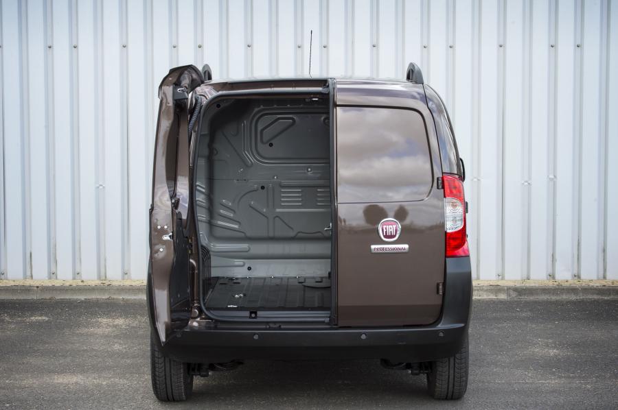  Fiat Fiorino Adventure (225) 2016 года  (UK) (фото 24 из 25)